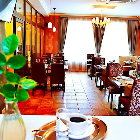 Hotel Готель Ажур