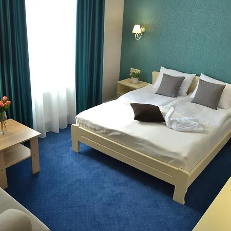 Готель Ажур Hotel 3*