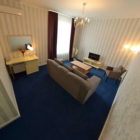 Hotel Готель Ажур