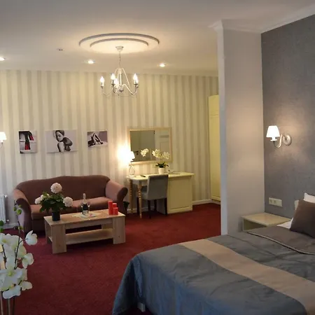 Ajur Hotel Odessa