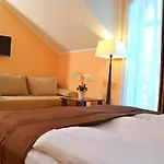 Ajur Hotel Odessa
