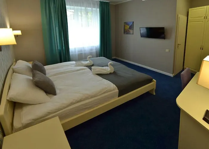 Ξενοδοχείο Hotel Ajur 3*